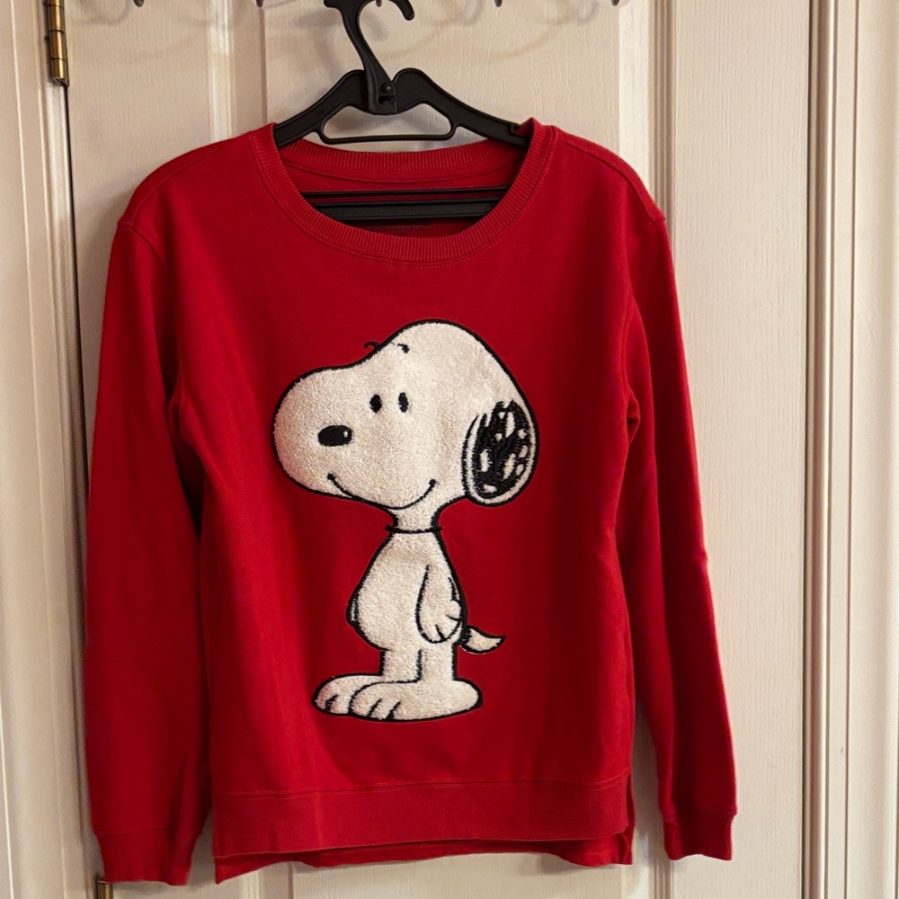 Peanuts Snoopy Junior Red Sweatshirt Like New‎